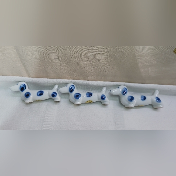 Set Of 6-Vtg KOTOBUKI Chopstick Rests/Porcelain Blue White Dachshund Dog/Japan - Picture 2 of 10